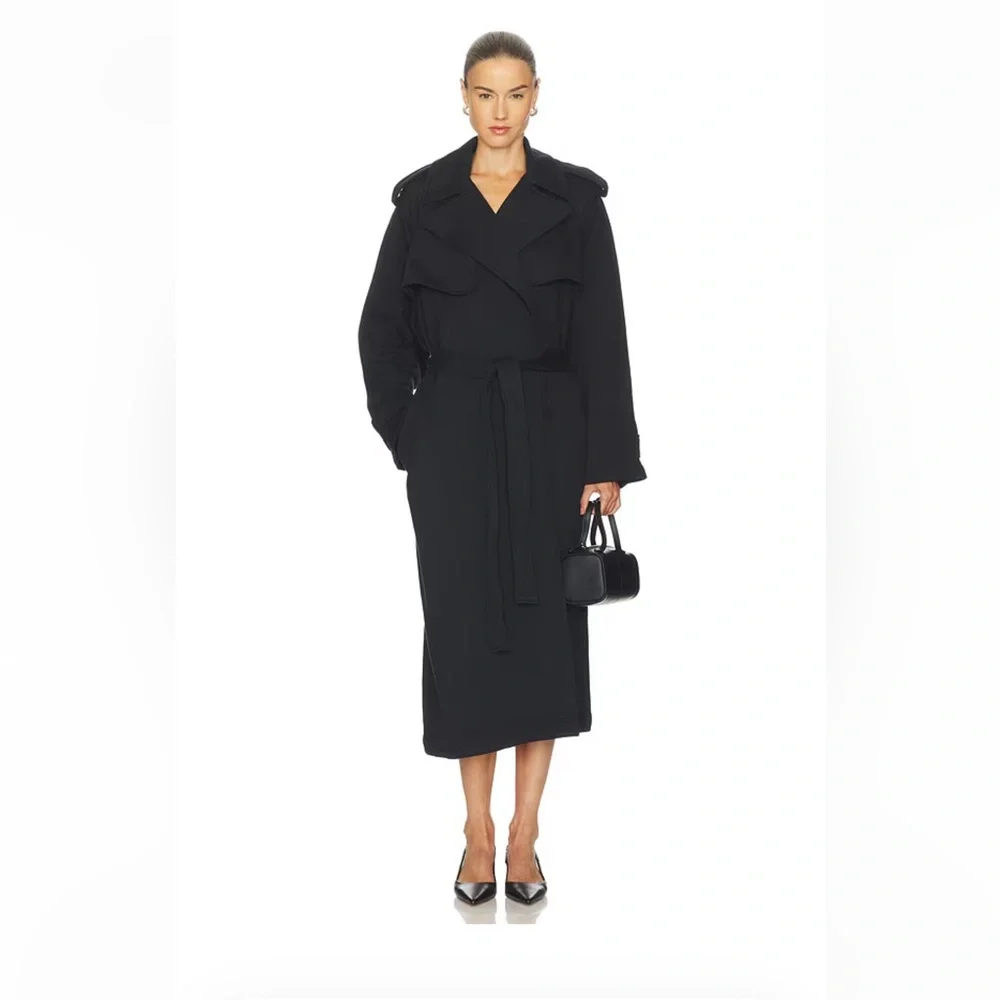 Skims Boyfriend Fleece Trench Coat in Onyx - Picture 2 of 8